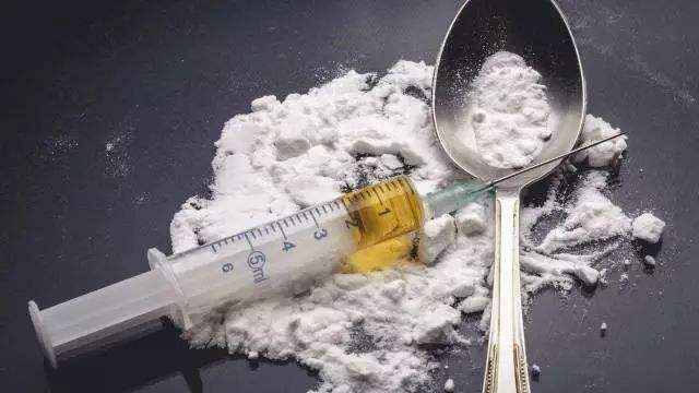 吸海洛因多少次會上癮？